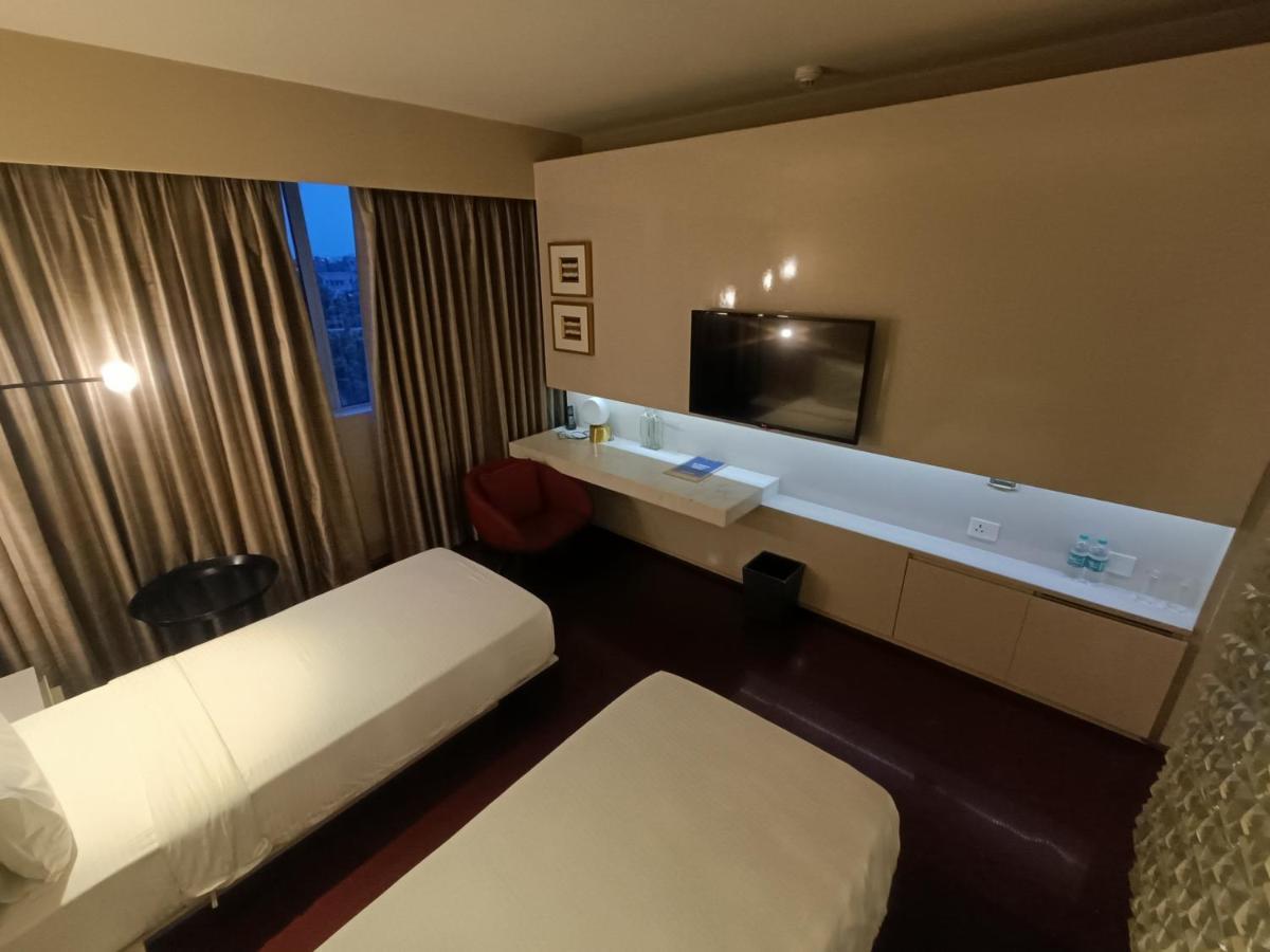 Boulevard By Design Hotel Chennai Exterior photo